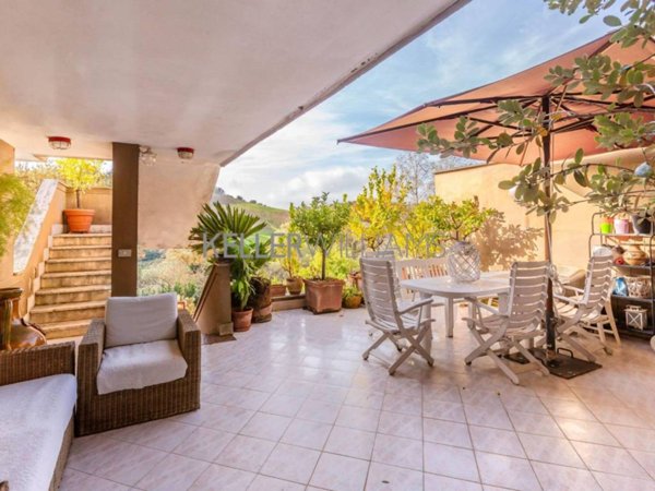 casa indipendente in vendita a Roma in zona Tor di Quinto