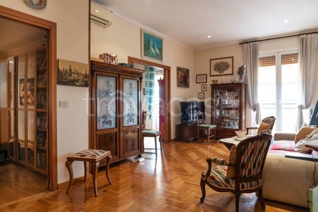 appartamento in vendita a Roma in zona Nomentano