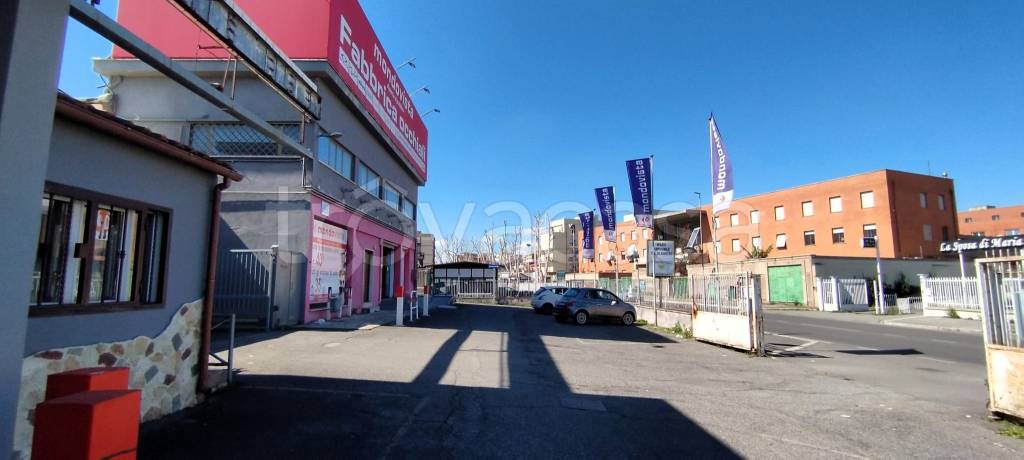 appartamento in vendita a Roma in zona Torre Maura