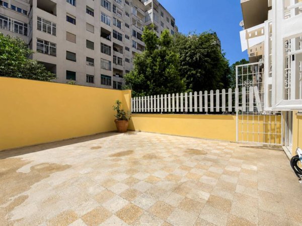 appartamento in vendita a Roma in zona Ostiense