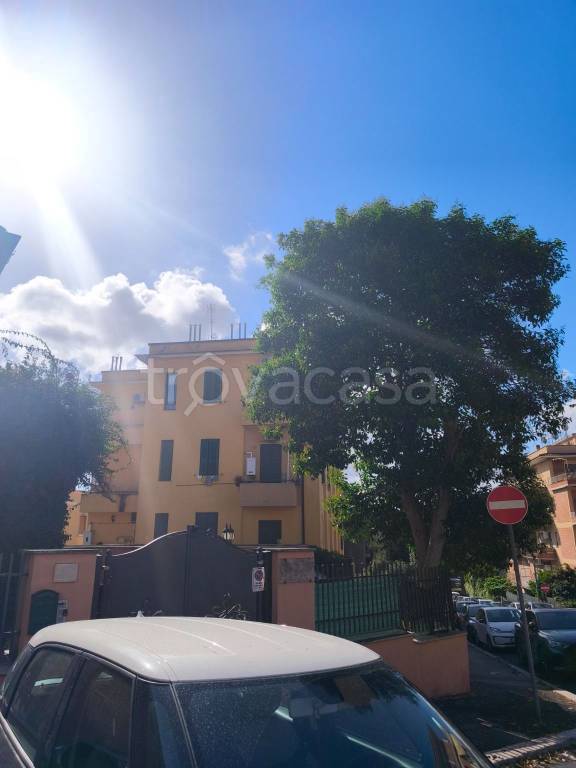 appartamento in vendita a Roma in zona Prenestino-Centocelle