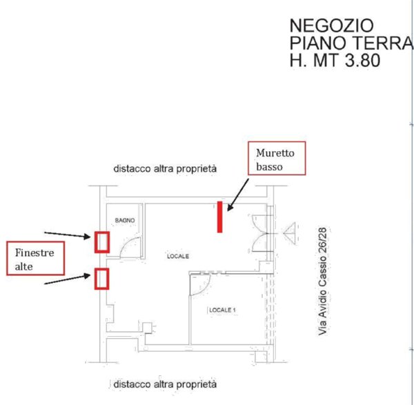 negozio in vendita a Roma in zona Tuscolano