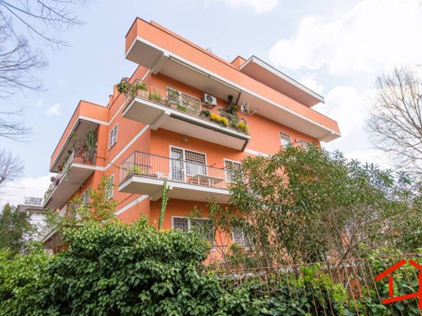 appartamento in vendita a Roma in zona Portuense