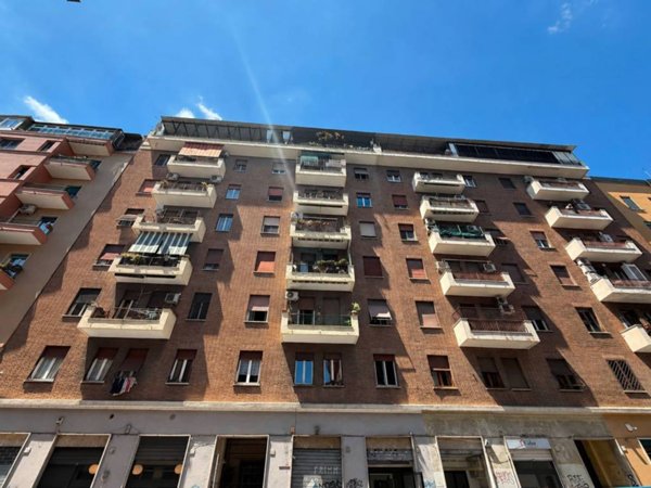 appartamento in vendita a Roma in zona Ostiense