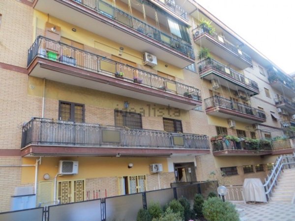 appartamento in vendita a Roma in zona Collatino