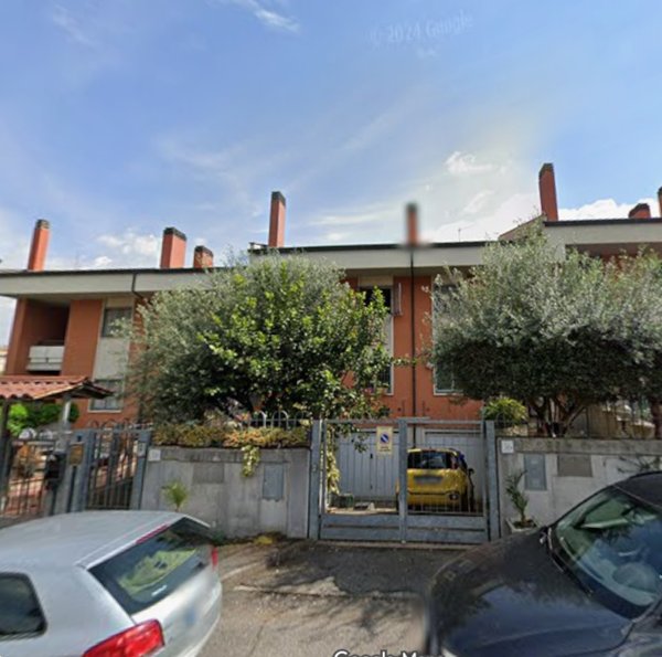 appartamento in vendita a Roma in zona Lunghezza