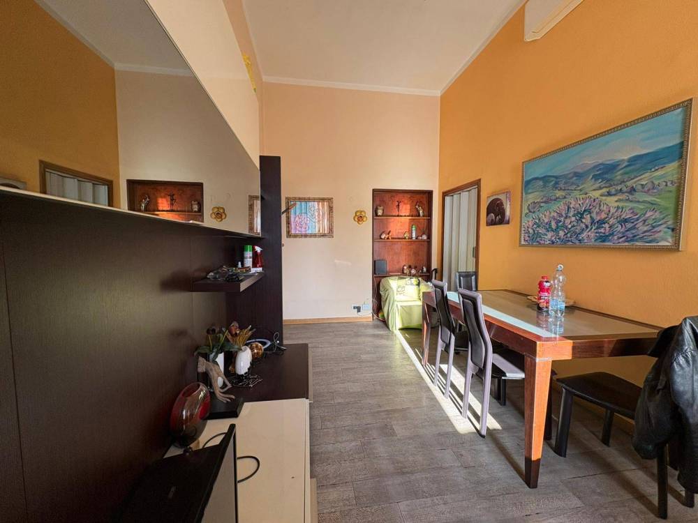appartamento in vendita a Roma in zona Appio Latino