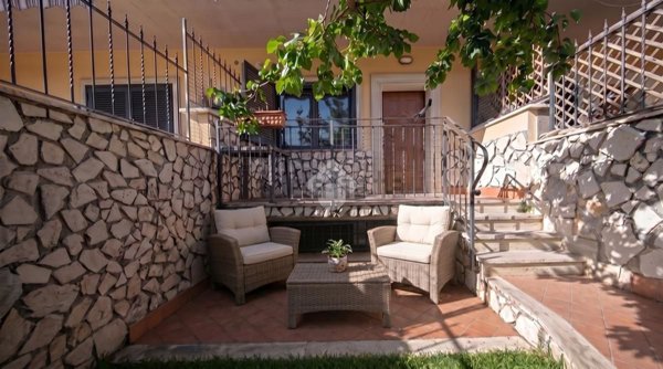 casa indipendente in vendita a Roma in zona Tor Vergata/Torrenova