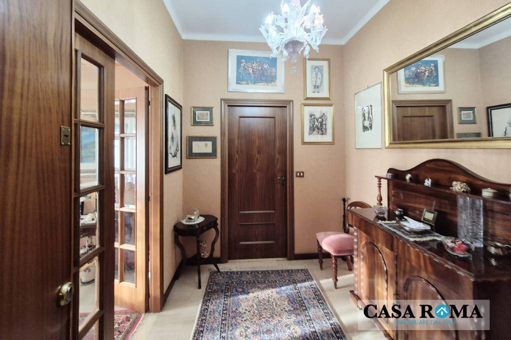 appartamento in vendita a Roma in zona Gianicolense