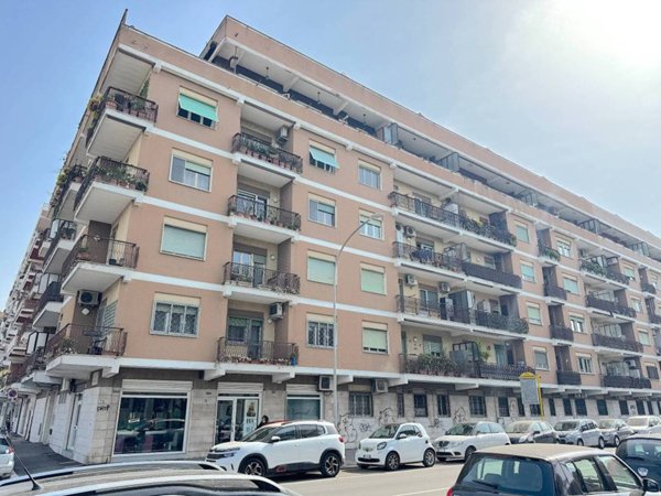 appartamento in vendita a Roma in zona Ostia