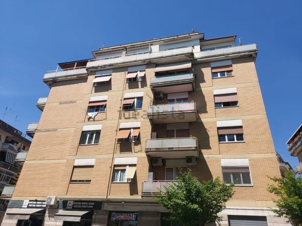 appartamento in vendita a Roma in zona Collatino