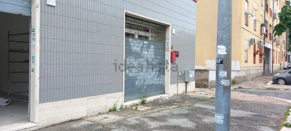 negozio in vendita a Roma