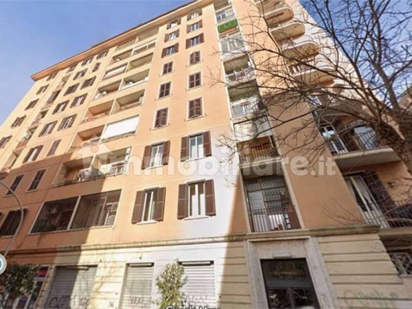 appartamento in vendita a Roma in zona Appio Latino