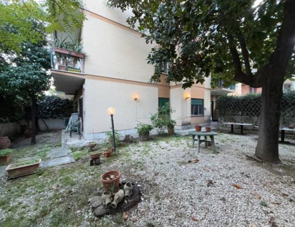 appartamento in vendita a Roma in zona Portuense
