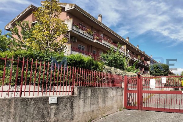 appartamento in vendita a Roma in zona Giuliano Dalmata