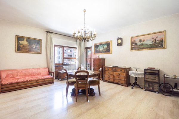 appartamento in vendita a Roma in zona Gianicolense