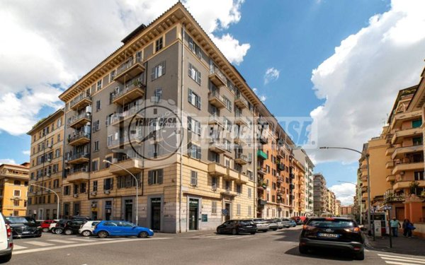 appartamento in vendita a Roma in zona Tuscolano
