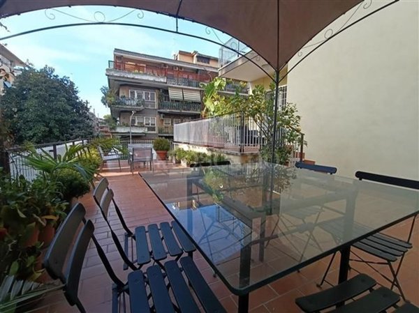 casa indipendente in vendita a Roma