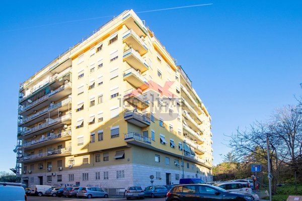 appartamento in vendita a Roma in zona Prenestino-Labicano