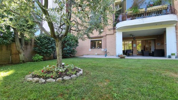 appartamento in vendita a Roma in zona Monte Sacro/Talenti