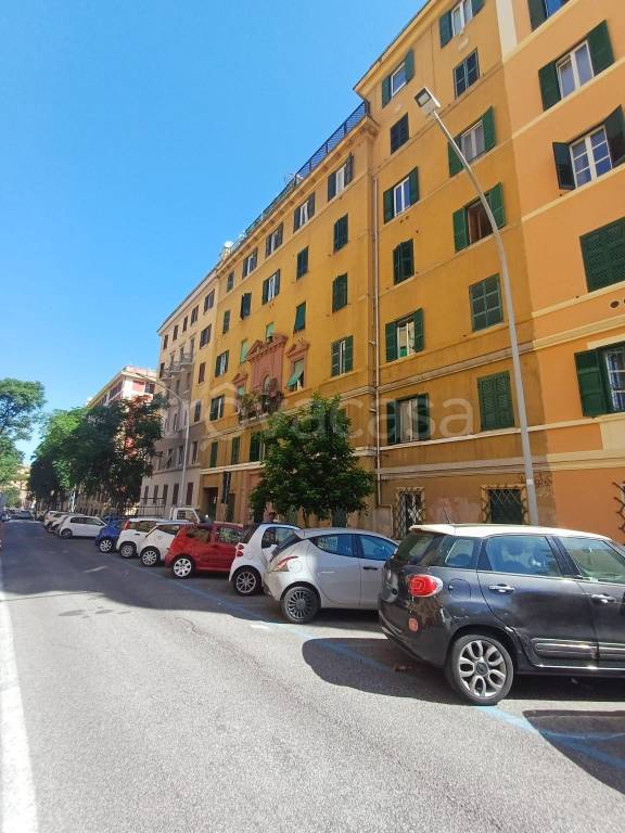 appartamento in vendita a Roma in zona Appio Latino