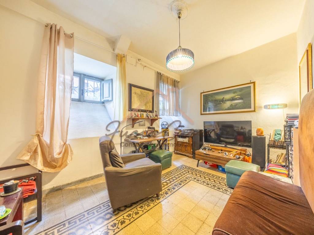 appartamento in vendita a Roma in zona Ostiense