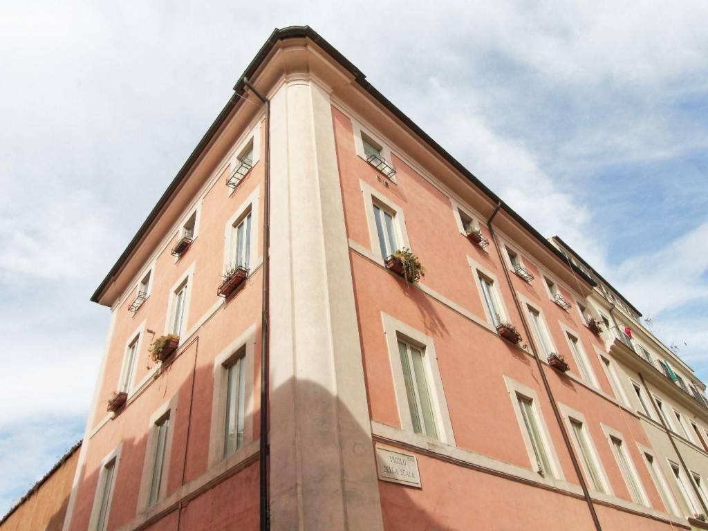 appartamento in vendita a Roma in zona Trastevere
