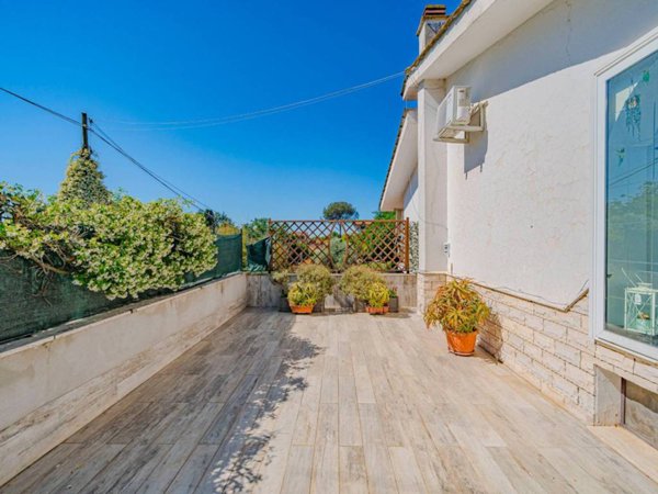 casa indipendente in vendita a Roma in zona Casalotti