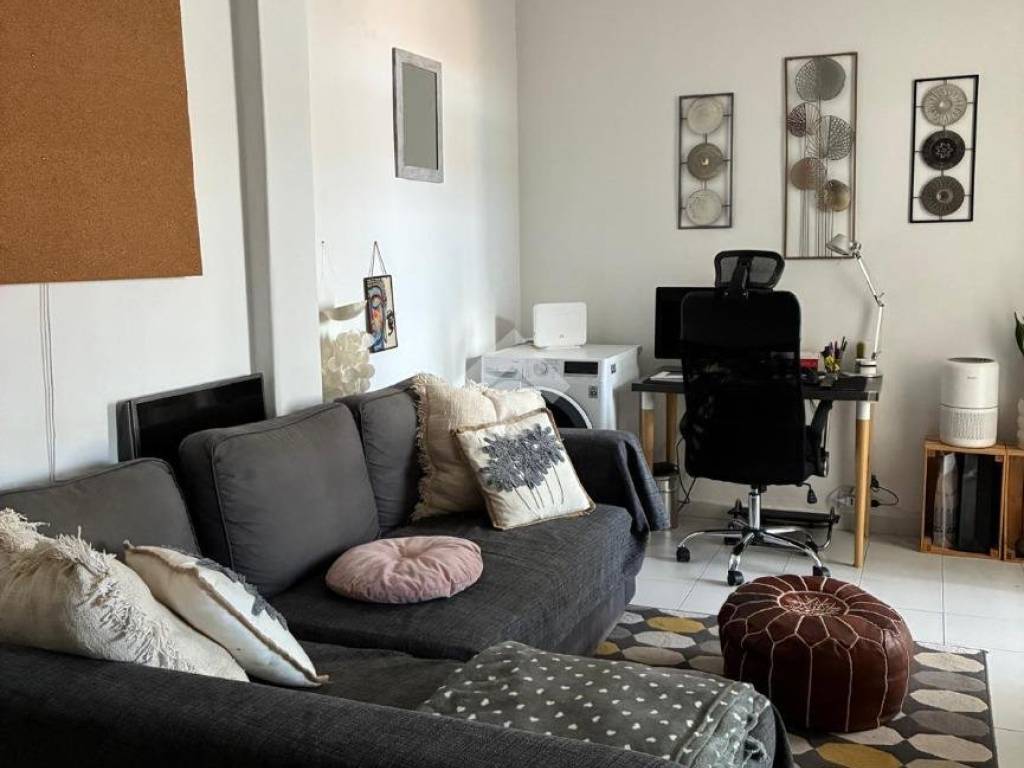 appartamento in vendita a Roma in zona Tuscolano