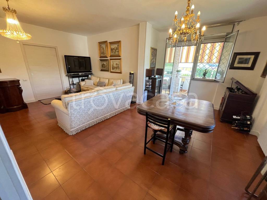 appartamento in vendita a Roma in zona Labaro