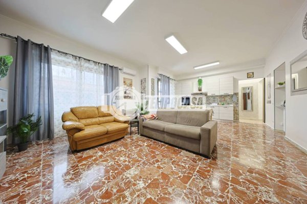 appartamento in vendita a Roma in zona Acilia
