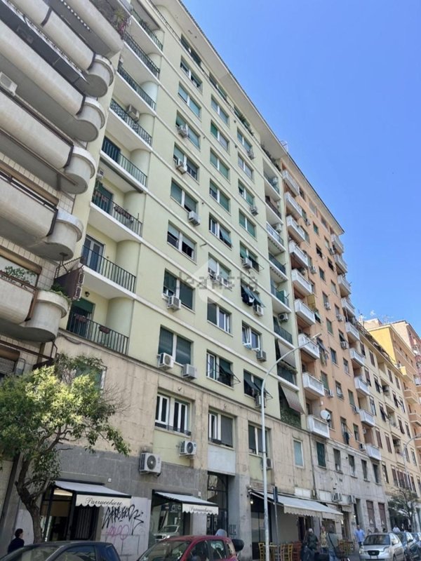 appartamento in vendita a Roma in zona Appio Latino