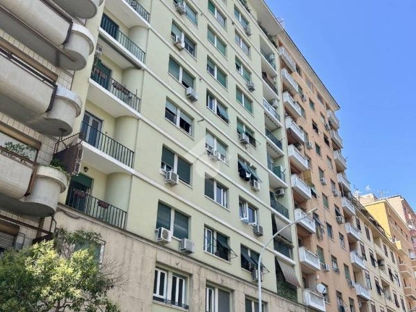 appartamento in vendita a Roma in zona Appio Latino