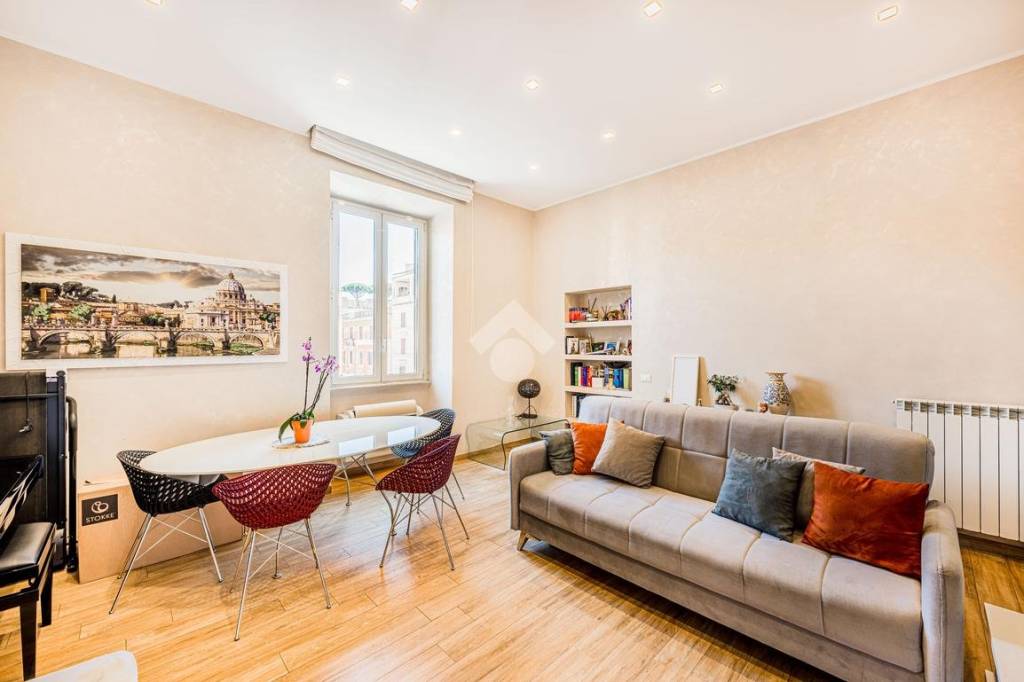 appartamento in vendita a Roma