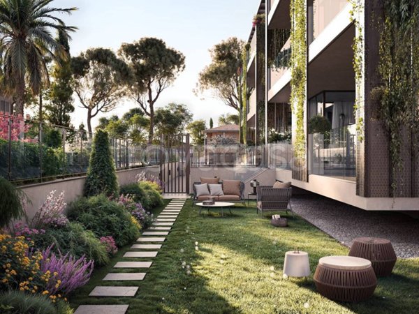 appartamento in vendita a Roma in zona Axa