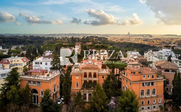 appartamento in vendita a Roma in zona Parioli