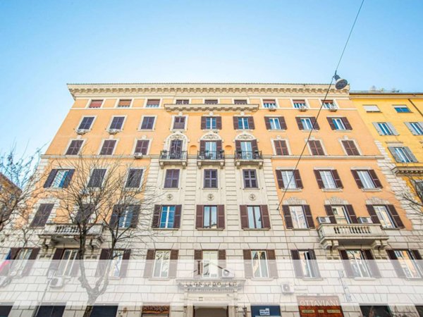 appartamento in vendita a Roma in zona Rione Prati