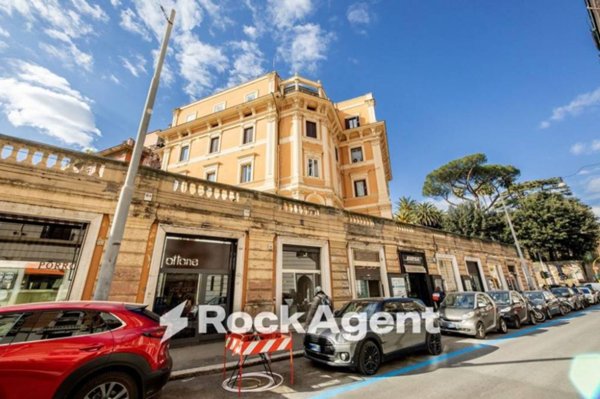 negozio in vendita a Roma in zona Parioli