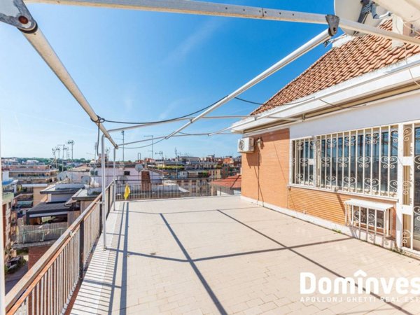 appartamento in vendita a Roma in zona Aurelio