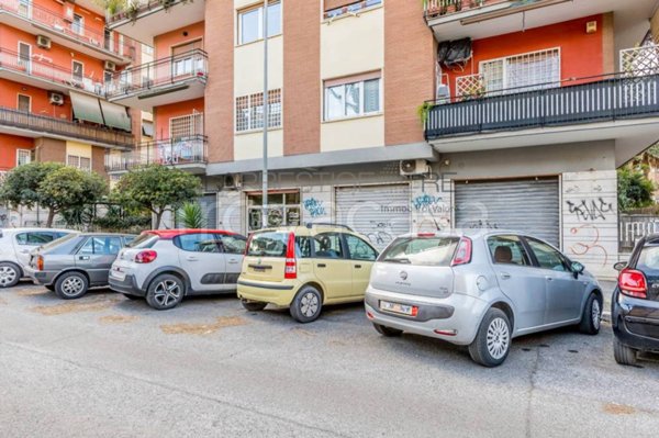 appartamento in vendita a Roma in zona Ostia