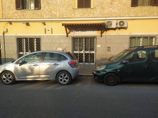 negozio in vendita a Roma in zona Prenestino-Centocelle
