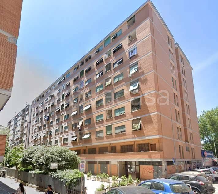 appartamento in vendita a Roma in zona Portuense