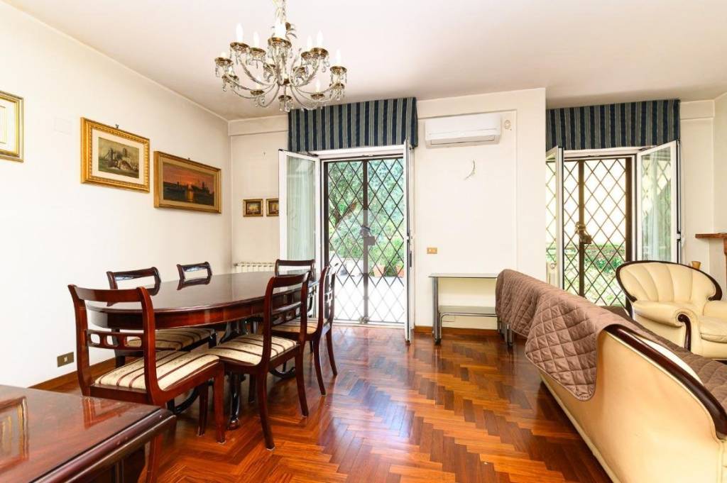 casa indipendente in vendita a Roma in zona Portuense