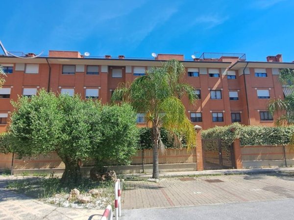 appartamento in vendita a Roma in zona Ponte Galeria