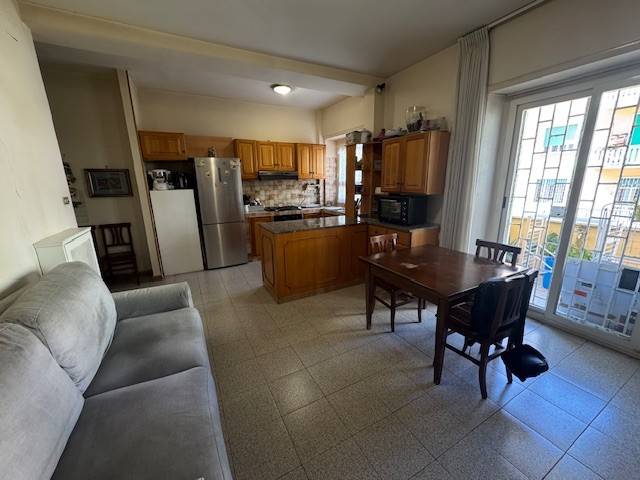 appartamento in vendita a Roma in zona Ostia