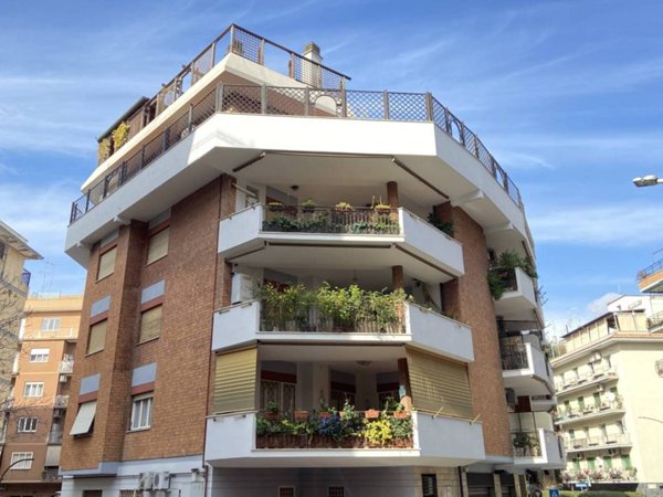 appartamento in vendita a Roma in zona Monte Sacro/Talenti