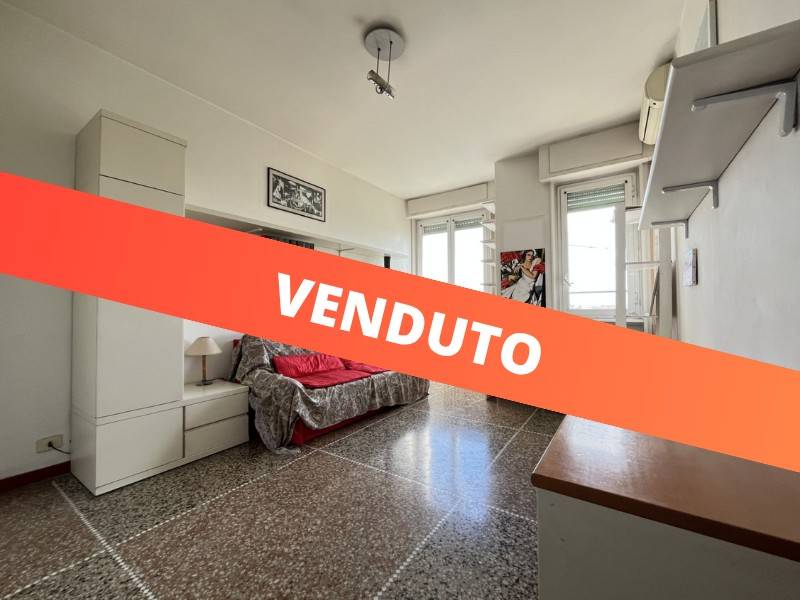 appartamento in vendita a Roma in zona Tuscolano