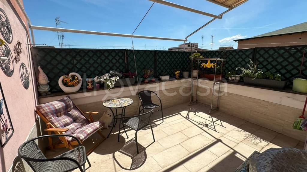 appartamento in vendita a Roma in zona Alessandrino