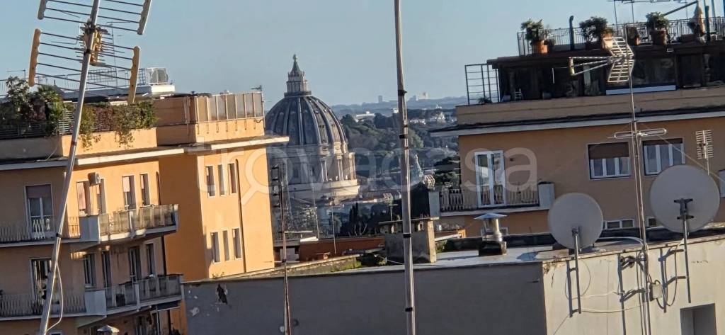 appartamento in vendita a Roma in zona Trionfale