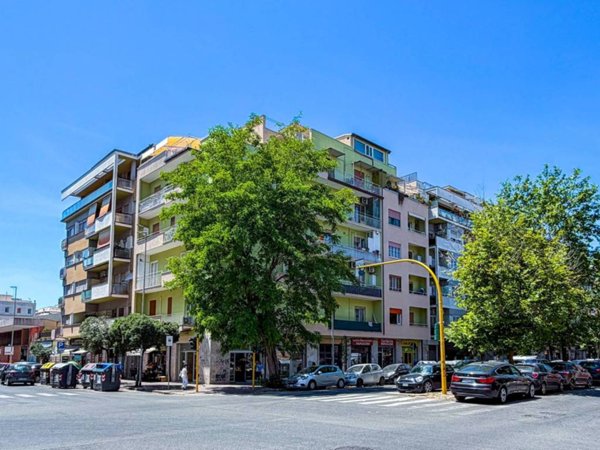 appartamento in vendita a Roma in zona Ostia